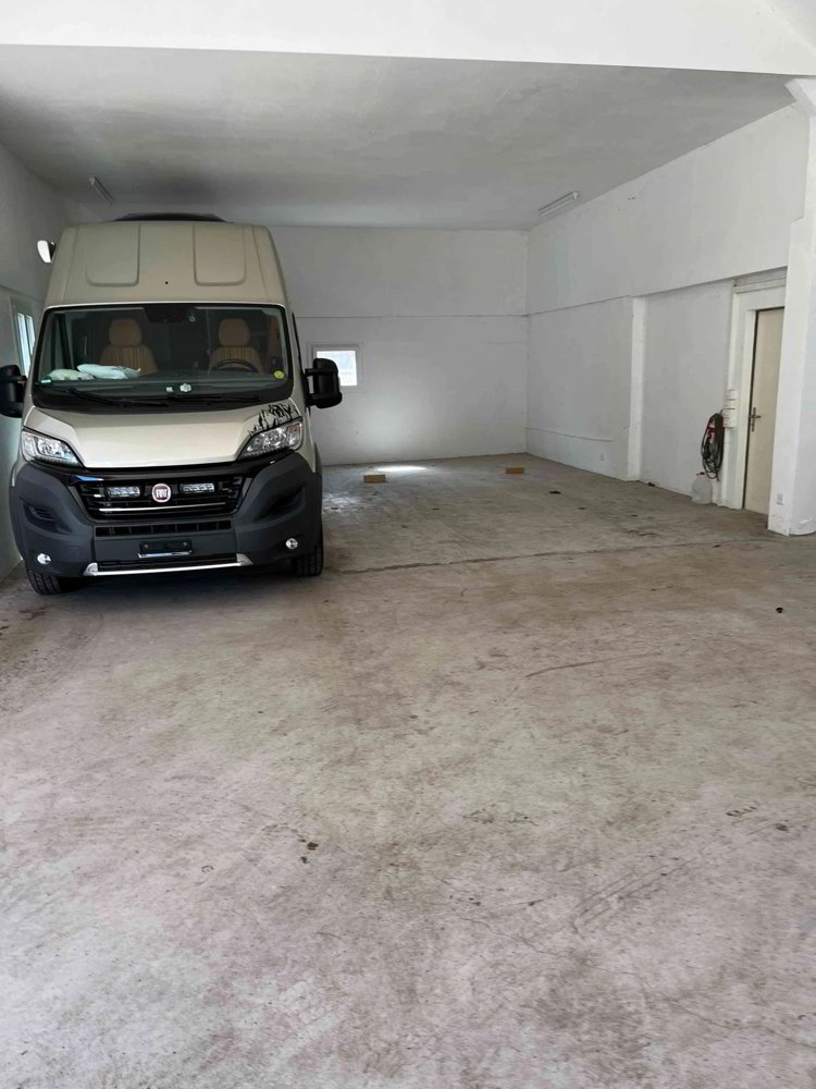 null rooms Car park, garage for rent in Wil SG - image 1/3