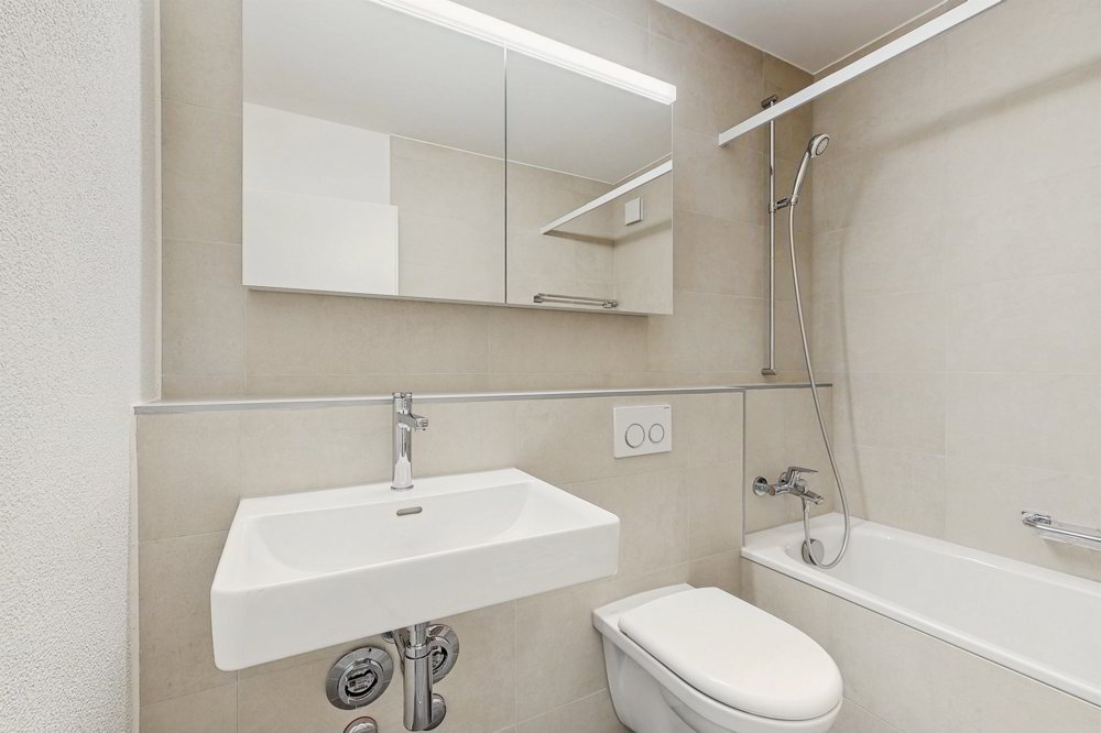 Frisch sanierte 4 Zimmer-Wohnung an begehrter Lage - Mehr