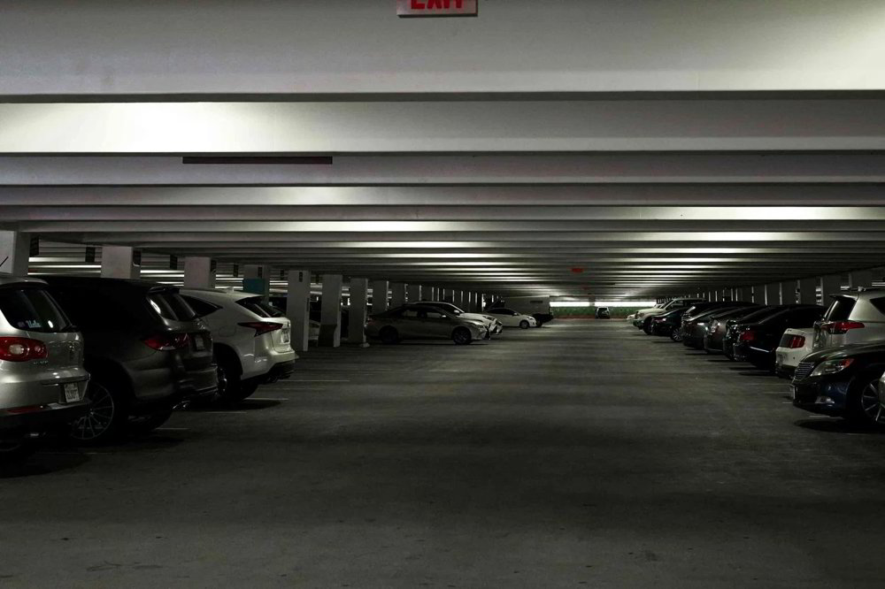 null Zimmer Parkplatz, Garage zu vermieten in Gilly - Bild 1/1