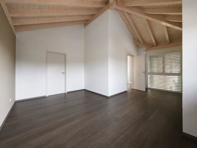 Maison 7.5 pièces à acheter à Courrendlin - image 1/13
