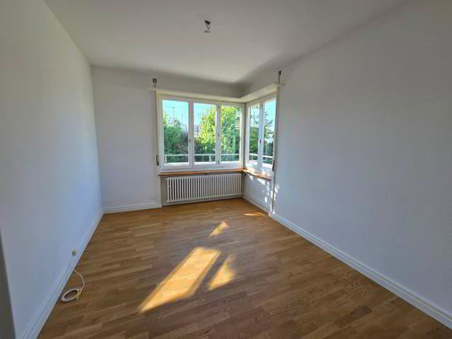 5 rooms House to buy in Bienne - image 1/13