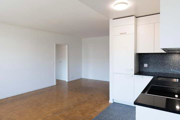 2.5 rooms Apartment for rent in Prilly - image 1/2