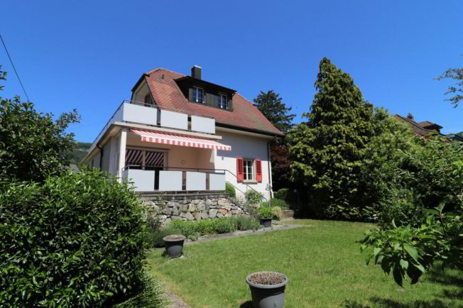 5 rooms House to buy in Balsthal - image 1/1