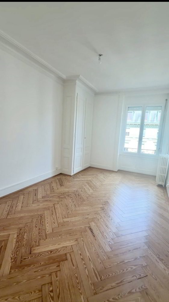 Appartement 5 pièces à louer à Genève - image 1/6