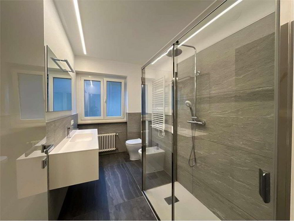 Appartement 3.5 pièces à acheter à Lugano - image 1/7