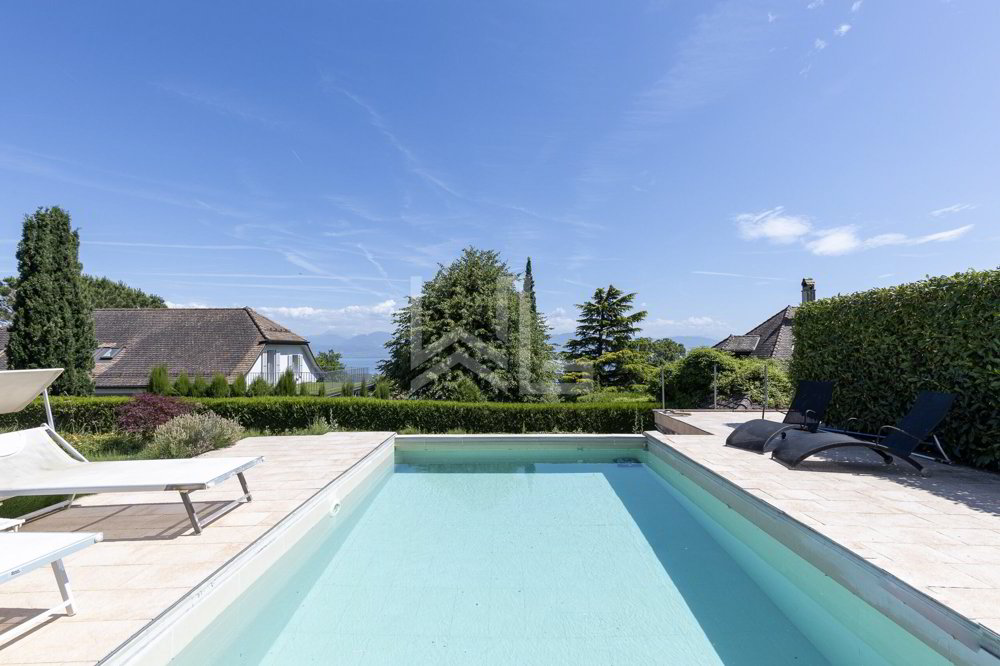 Maison 7 pièces à acheter à Bougy-Villars - image 1/10