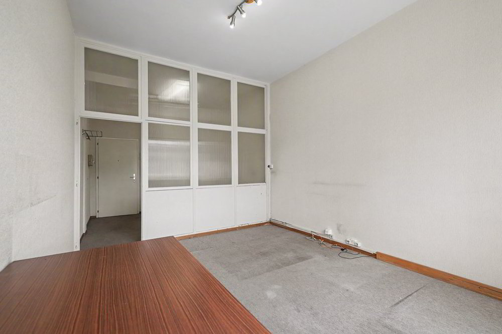 null rooms Office & Commercial for rent in Lausanne - image 1/4