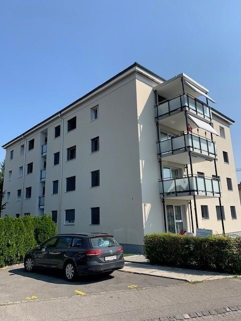 null rooms Car park, garage for rent in Niedergösgen - image 1/1