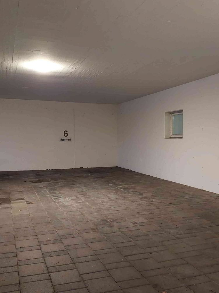 null rooms Car park, garage for rent in Wohlen AG - image 1/2