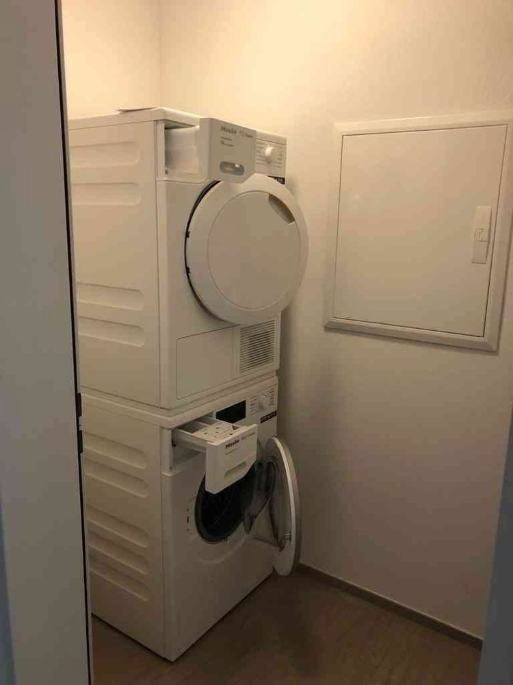 4.5 Zimmer Wohnung zu vermieten in Rhäzüns - Bild 1/6