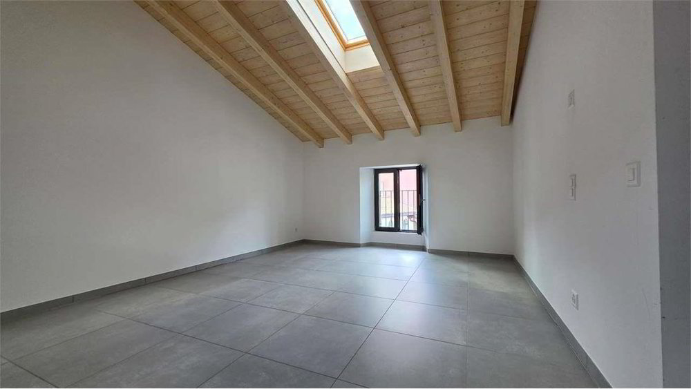 Appartament ta' 2 kamra, 80 m²