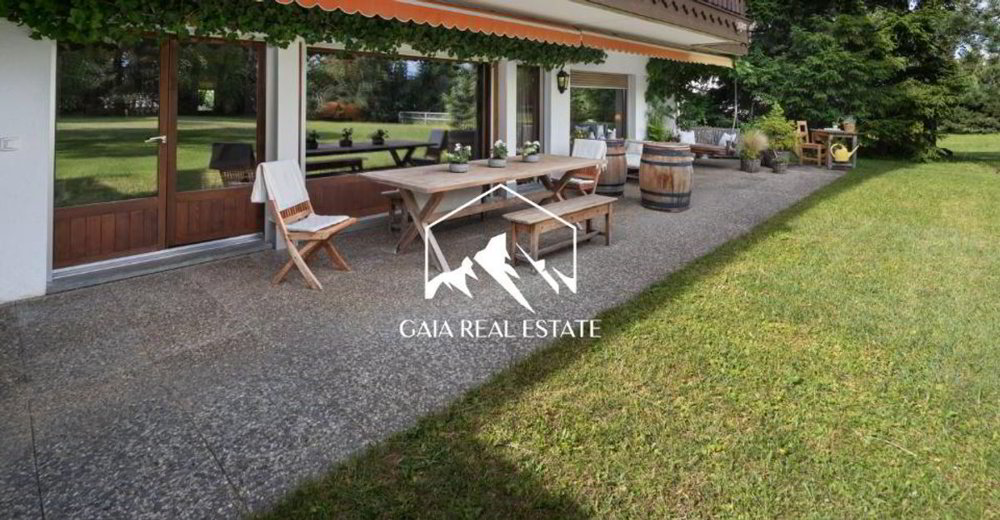4.5 rooms Apartment to buy in Crans-Montana - image 1/21