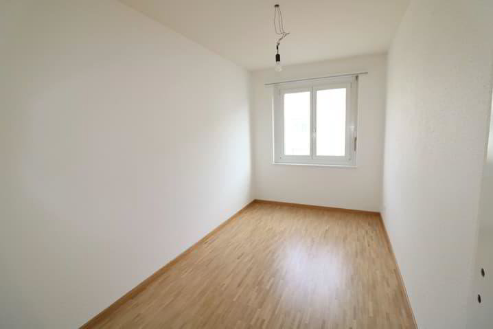 4.5 Zimmer Wohnung zu vermieten in Nidau - Bild 1/13