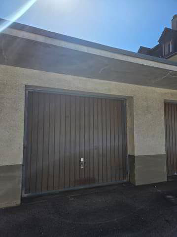 null rooms Car park, garage for rent in Moutier - image 1/3