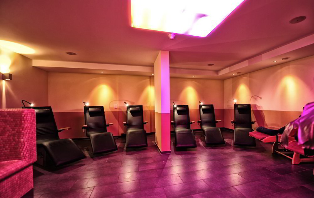 20 rooms Office & Commercial to buy in Samnaun Dorf - image 1/21