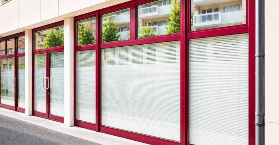 null rooms Office & Commercial for rent in Genève - image 1/13