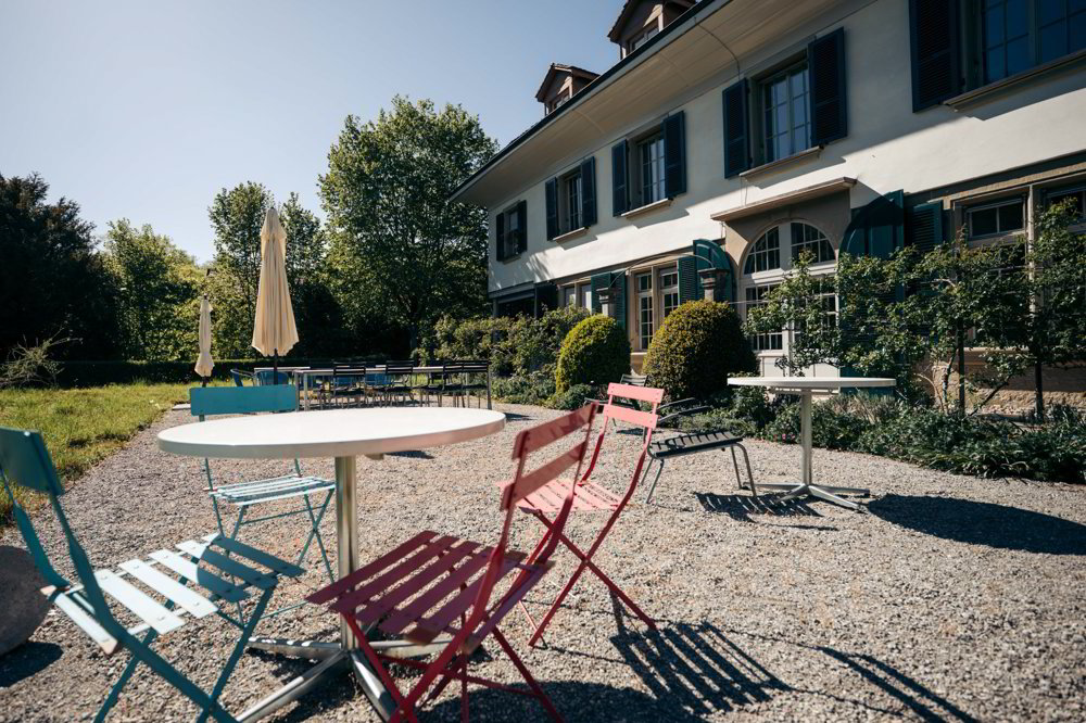 26 rooms Office & Commercial for rent in Bern - image 1/10