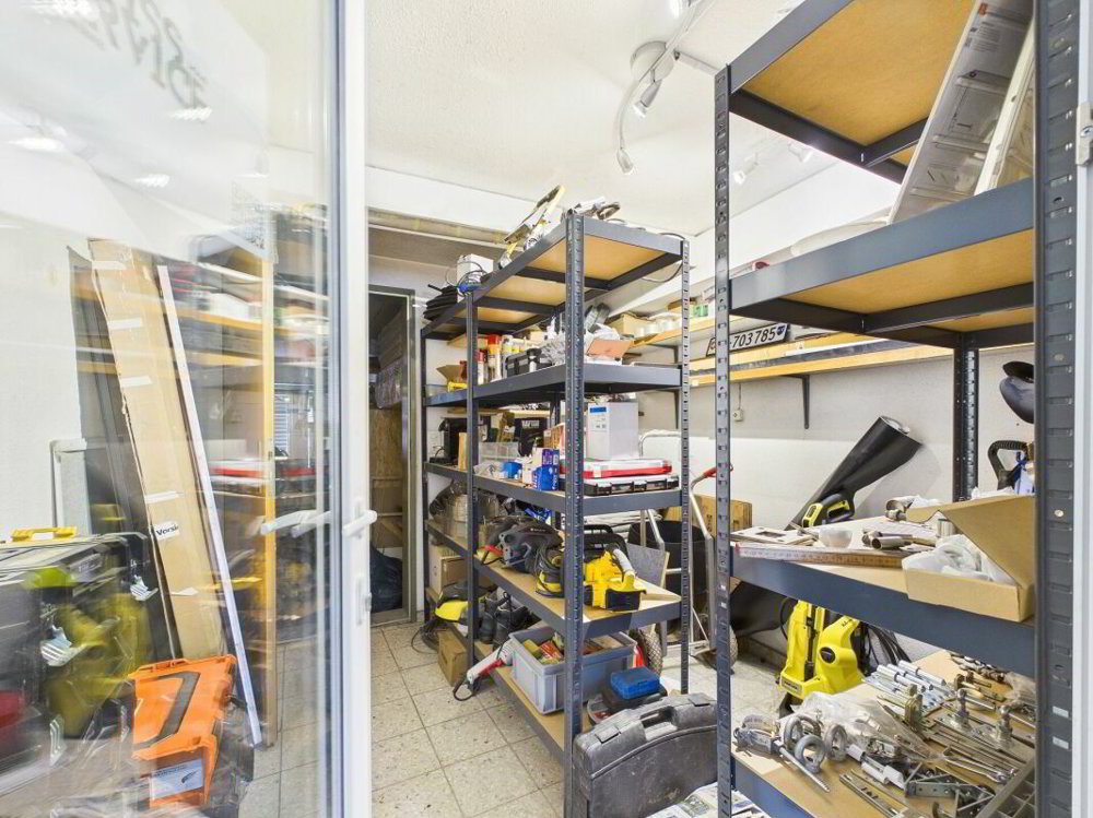 null rooms Office & Commercial for rent in Hornussen - image 1/3