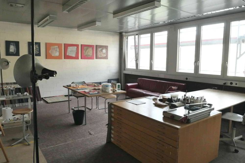 1 rooms Office & Commercial for rent in Adliswil - image 1/3