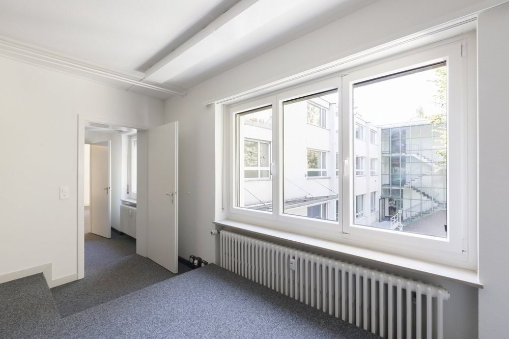 null rooms Office & Commercial for rent in Basel - image 1/11