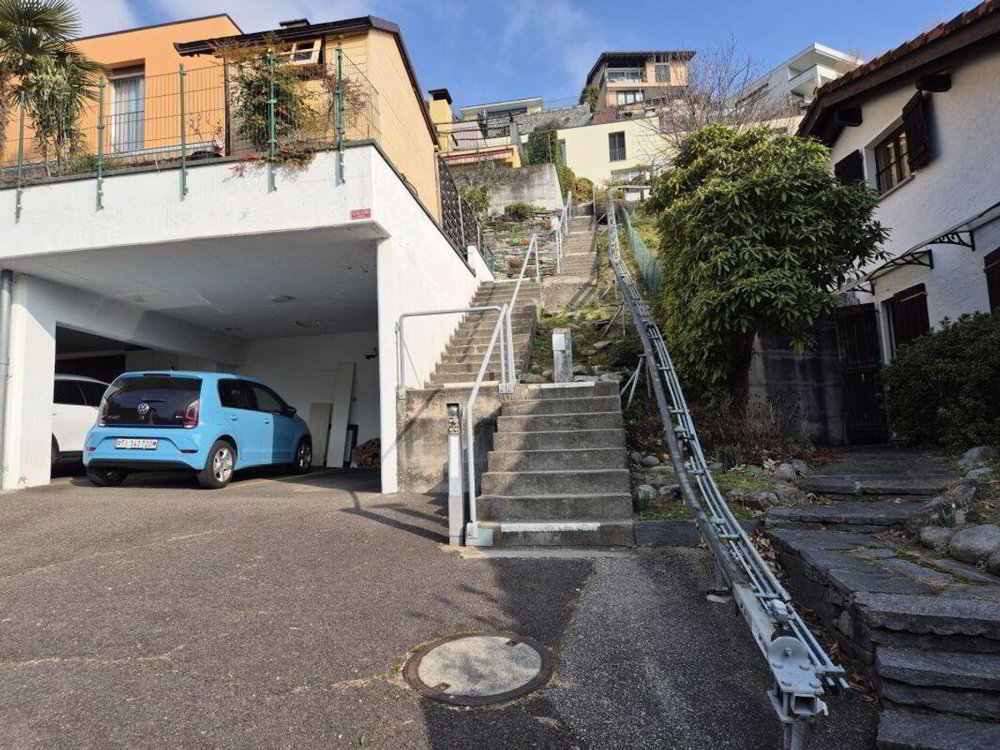 Maison 4.5 pièces à acheter à Contra - image 1/15