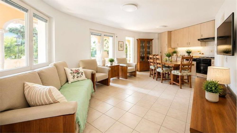 7 Zimmer Haus zum verkaufen in Minusio - Bild 1/13