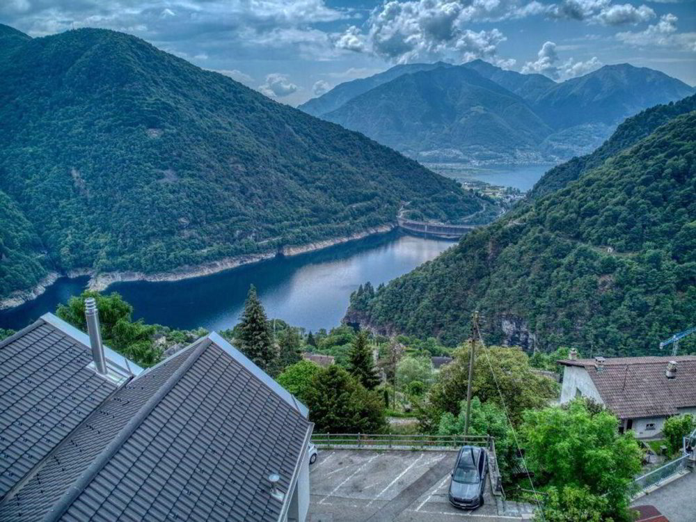 6 rooms House to buy in Mergoscia - image 1/12