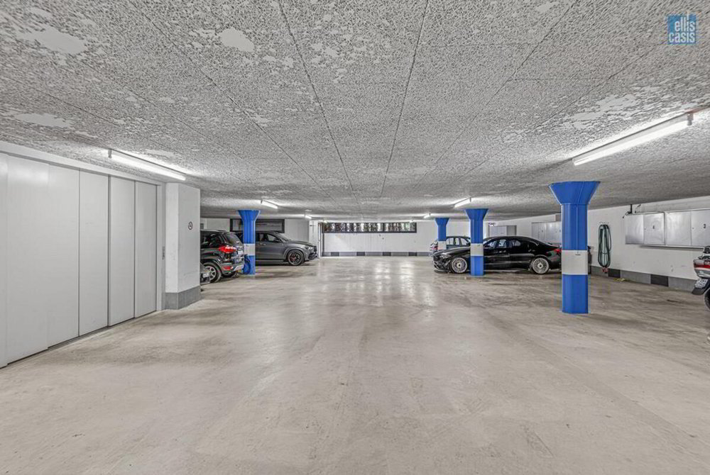 null rooms House to buy in Russikon - image 1/36