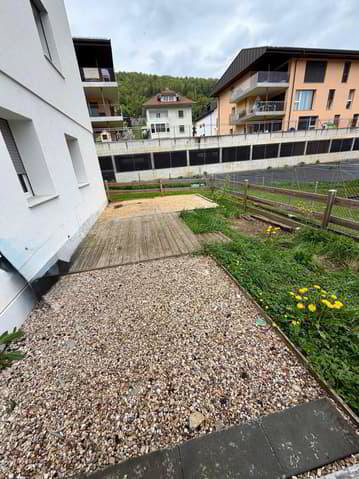 5 rooms Apartment for rent in Vallorbe - image 1/8