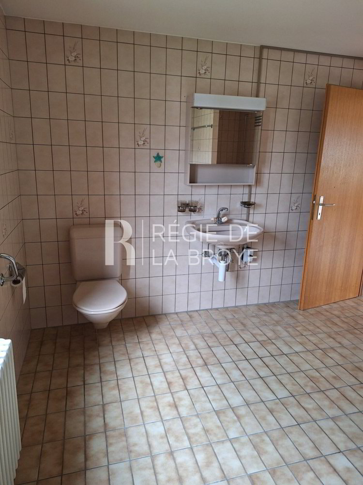 5.5 Zimmer Wohnung zu vermieten in Sédeilles - Bild 1/10