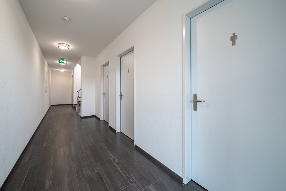 null rooms Office & Commercial for rent in Willisau - image 1/8