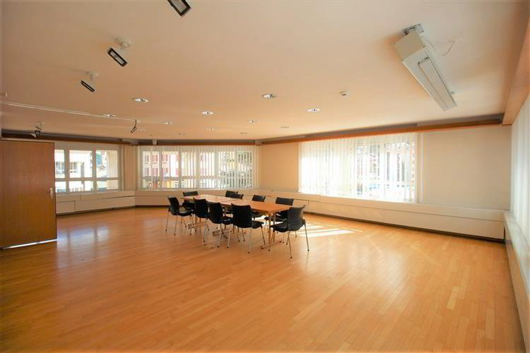 null rooms Office & Commercial to buy in Leukerbad - image 1/1