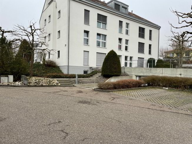 Parcheggio, garage di null locali in affitto a Wangen b. Olten - immagine 1/1