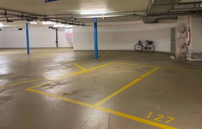 null rooms Car park, garage for rent in Zürich - image 1/1