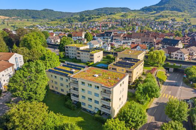 4 rooms Apartment for rent in Sissach - image 1/1