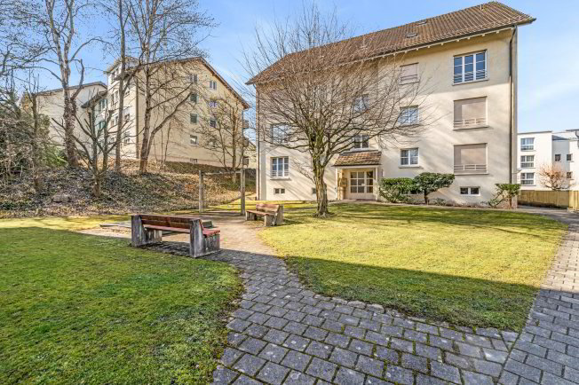 null rooms Car park, garage for rent in Winterthur - image 1/1