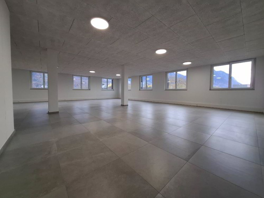 null rooms Office & Commercial for rent in Sevelen - image 1/1