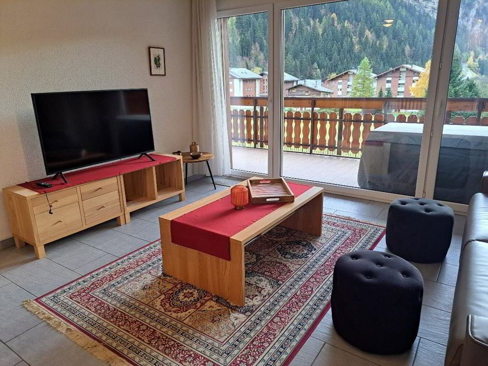 2 rooms Apartment to buy in Leukerbad - image 1/1
