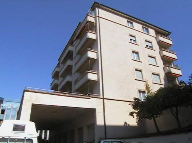 null rooms Car park, garage for rent in Losanna - image 1/1