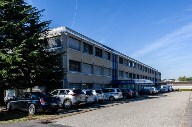 null rooms Office & Commercial for rent in Ecublens VD - image 1/1
