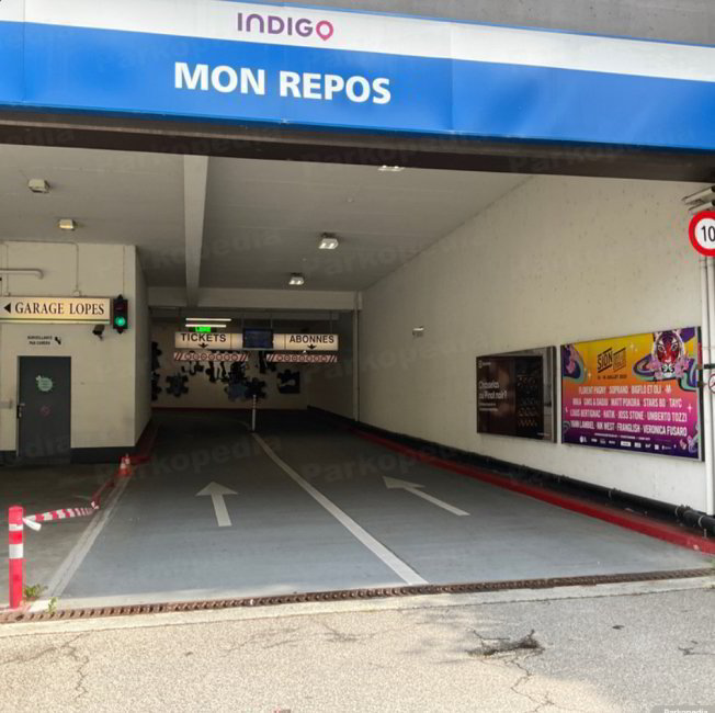 null rooms Car park, garage for rent in Losanna - image 1/1