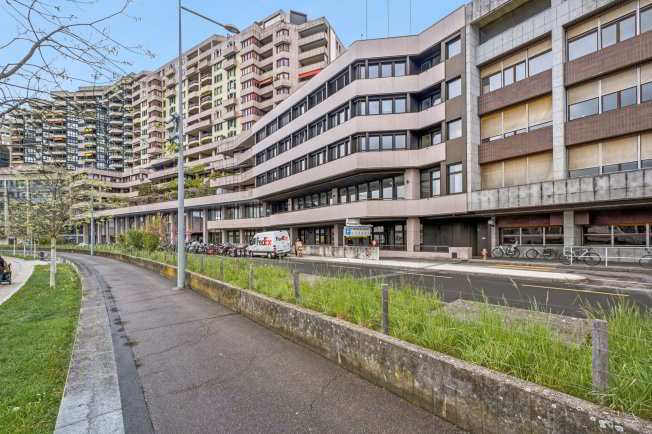 Bureau & Commerce null pièces à louer à Genève - image 1/1