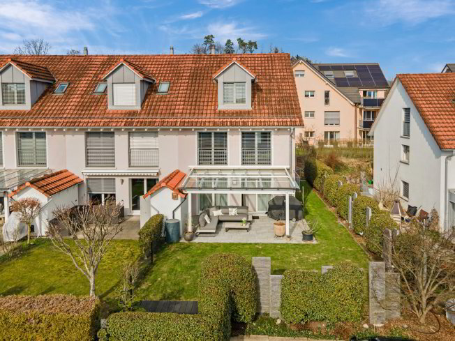 5 Zimmer Haus zum verkaufen in Dürnten - Bild 1/1