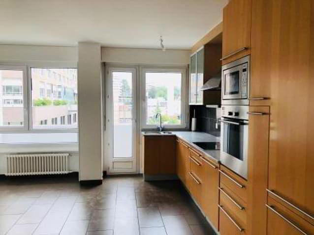 5 Zimmer Wohnung zu vermieten in Genève - Bild 1/4