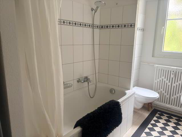 Appartement 4 pièces à louer à Neuchâtel - image 1/12