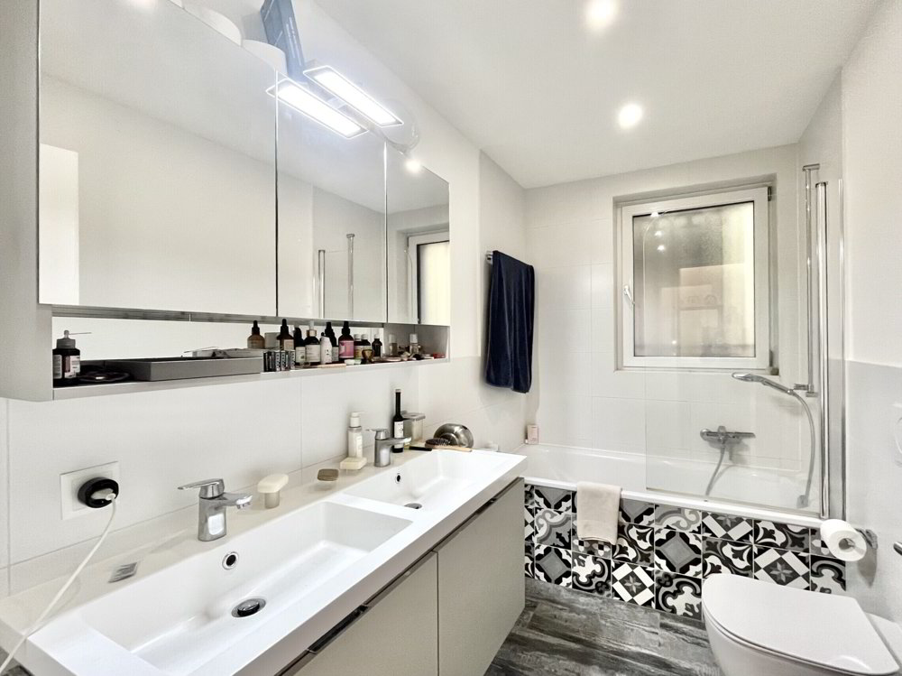 3.5 rooms Apartment for rent in Vernate - image 1/9