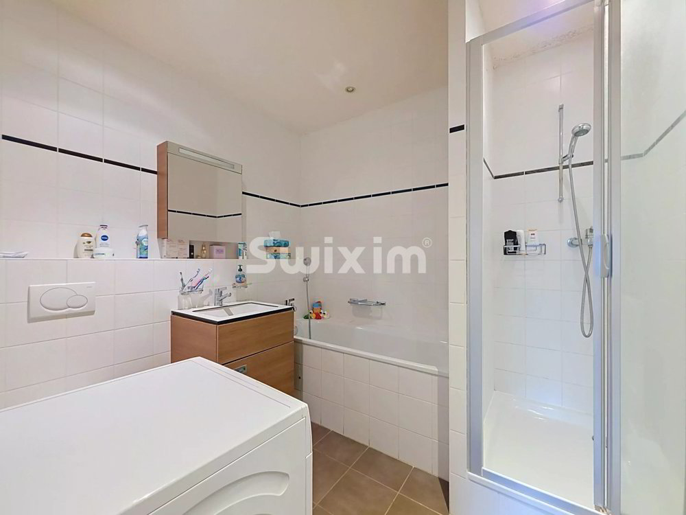 4 rooms Apartment for rent in Ginevra - image 1/5