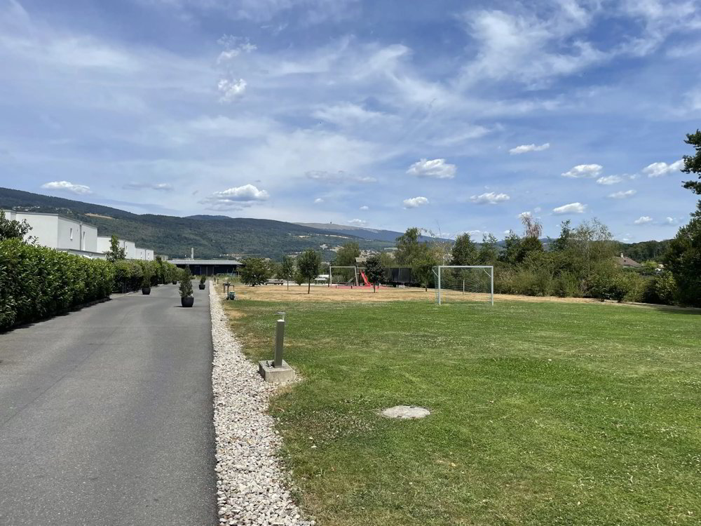Appartamento di 5 locali in affitto a Thielle - immagine 1/7