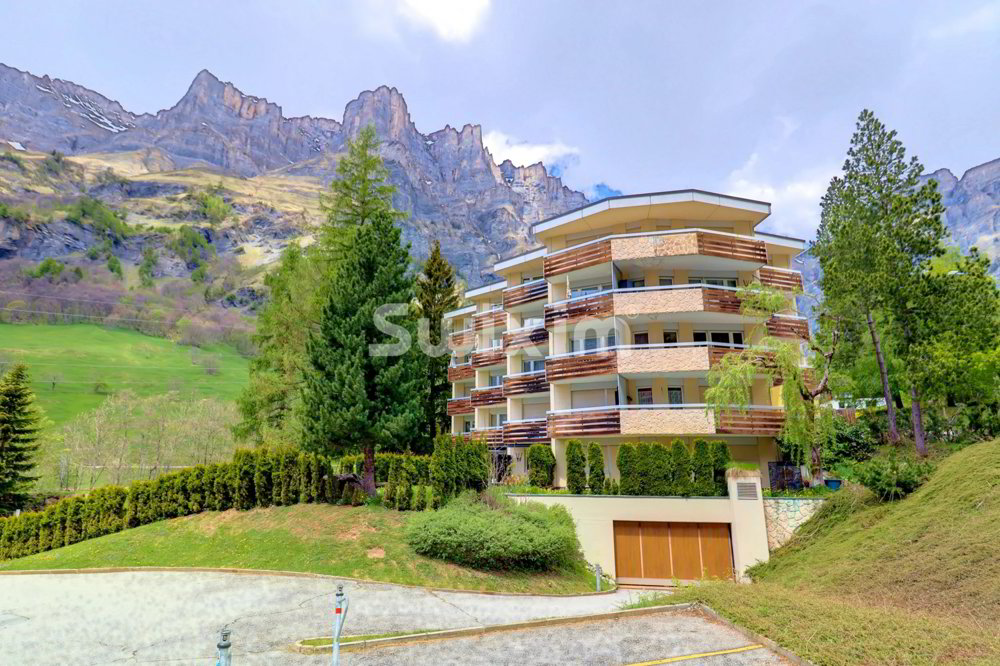 4 rooms Apartment to buy in Leukerbad - image 1/8