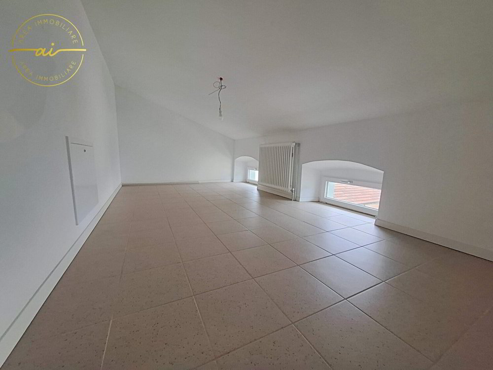 Appartement 3.5 pièces à louer à Balerna - image 1/9